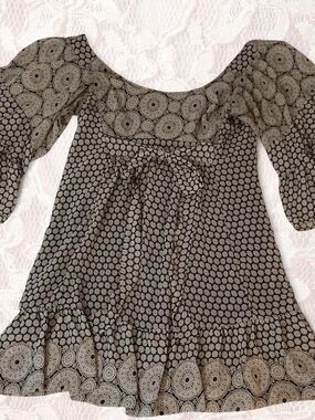 Betsey Johnson Black and Cream Tunic 14